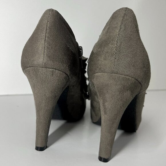 Madden Girl Raleigh Taupe Faux Suede Ruffle Round Platform Toe Booties Sz 8 - Picture 6 of 14